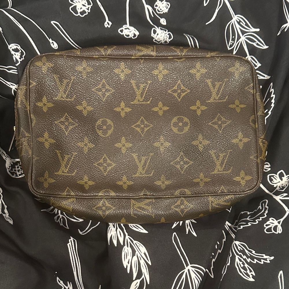 Louis Vuitton Monogram Canvas Travel Toiletry Pouch in Brown